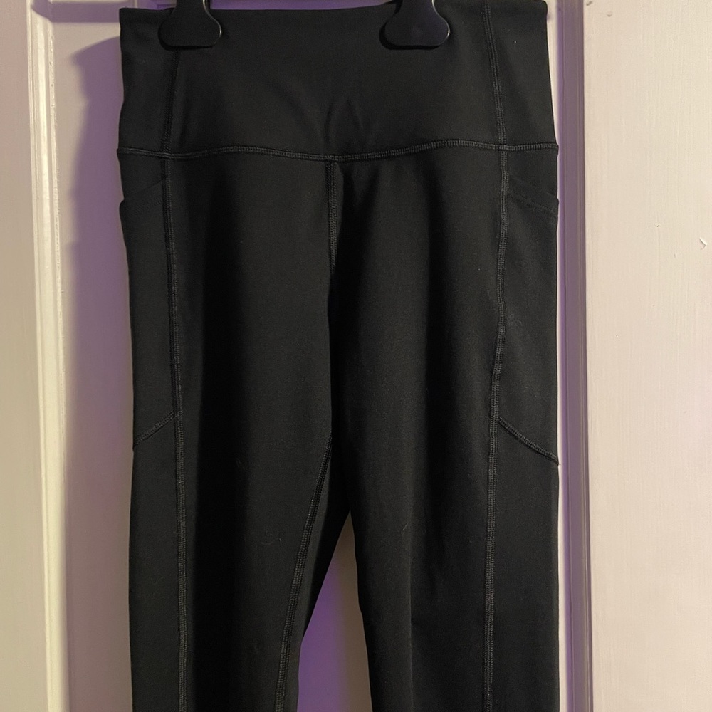 Victoria’s Secret leggings with pockets